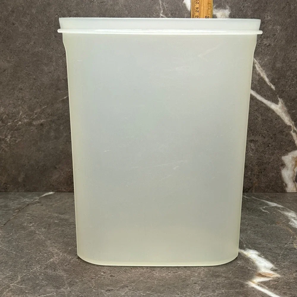 Tupperware Modular Mates Oval Canisters Set of 2 Clear with only one Green Lid